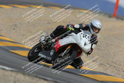 media/Jan-14-2023-SoCal Trackdays (Sat) [[497694156f]]/Turn 12 (120pm)/